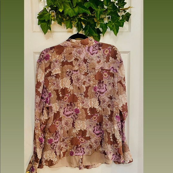 Floral Button Down - Picture 2 of 6